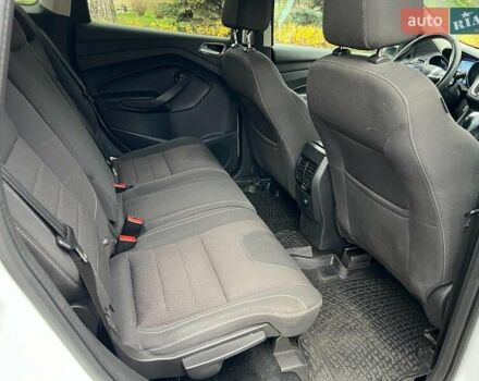 Белый Форд Куга, объемом двигателя 2 л и пробегом 211 тыс. км за 12990 $, фото 22 на Automoto.ua