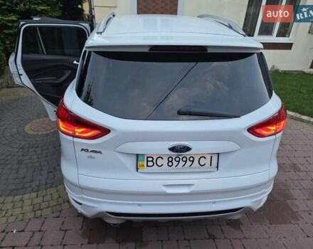 Білий Форд Куга, об'ємом двигуна 2 л та пробігом 275 тис. км за 14950 $, фото 7 на Automoto.ua