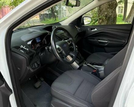 Белый Форд Куга, объемом двигателя 2 л и пробегом 130 тыс. км за 12990 $, фото 8 на Automoto.ua