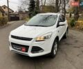 Белый Форд Куга, объемом двигателя 2 л и пробегом 211 тыс. км за 12990 $, фото 1 на Automoto.ua