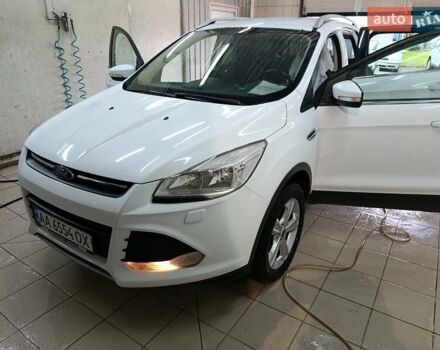 Білий Форд Куга, об'ємом двигуна 2 л та пробігом 236 тис. км за 14000 $, фото 6 на Automoto.ua