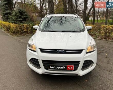 Белый Форд Куга, объемом двигателя 2 л и пробегом 211 тыс. км за 12990 $, фото 1 на Automoto.ua