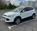 Белый Форд Куга, объемом двигателя 2 л и пробегом 186 тыс. км за 13000 $, фото 1 на Automoto.ua