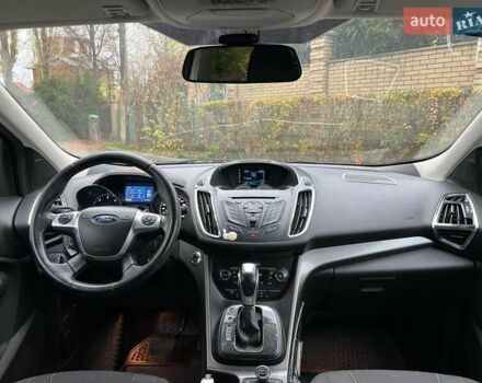 Белый Форд Куга, объемом двигателя 2 л и пробегом 211 тыс. км за 12990 $, фото 20 на Automoto.ua