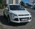 Белый Форд Куга, объемом двигателя 2 л и пробегом 183 тыс. км за 10300 $, фото 1 на Automoto.ua