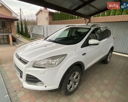 Белый Форд Куга, объемом двигателя 2 л и пробегом 214 тыс. км за 12000 $, фото 4 на Automoto.ua