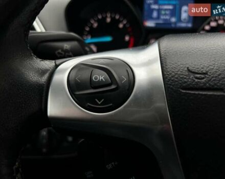 Белый Форд Куга, объемом двигателя 2 л и пробегом 211 тыс. км за 12990 $, фото 12 на Automoto.ua