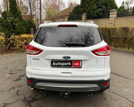 Белый Форд Куга, объемом двигателя 2 л и пробегом 211 тыс. км за 12990 $, фото 5 на Automoto.ua