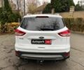 Белый Форд Куга, объемом двигателя 2 л и пробегом 211 тыс. км за 12990 $, фото 5 на Automoto.ua