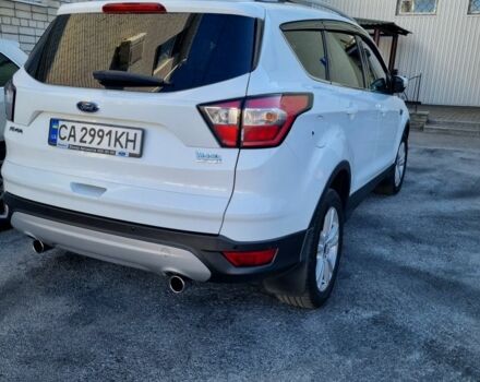 Белый Форд Куга, объемом двигателя 1.5 л и пробегом 119 тыс. км за 12500 $, фото 3 на Automoto.ua