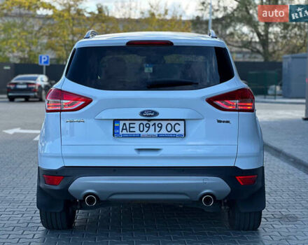 Белый Форд Куга, объемом двигателя 2 л и пробегом 206 тыс. км за 15300 $, фото 9 на Automoto.ua