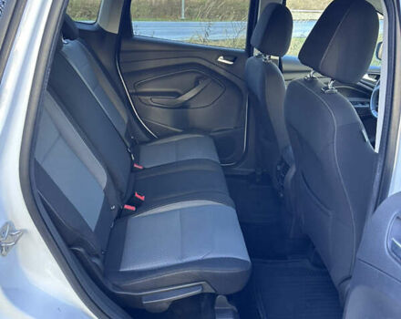 Белый Форд Куга, объемом двигателя 2 л и пробегом 155 тыс. км за 15700 $, фото 59 на Automoto.ua