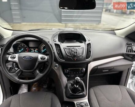 Білий Форд Куга, об'ємом двигуна 2 л та пробігом 291 тис. км за 9950 $, фото 30 на Automoto.ua