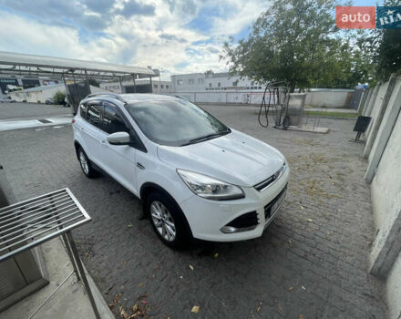 Белый Форд Куга, объемом двигателя 2 л и пробегом 102 тыс. км за 17800 $, фото 2 на Automoto.ua