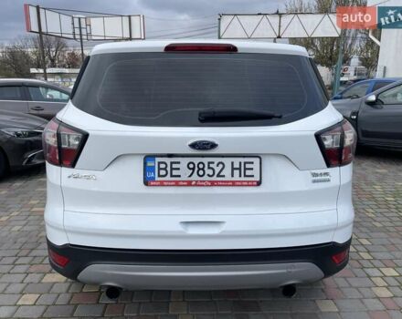 Белый Форд Куга, объемом двигателя 1.5 л и пробегом 205 тыс. км за 12700 $, фото 4 на Automoto.ua