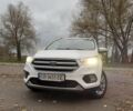 Белый Форд Куга, объемом двигателя 2 л и пробегом 172 тыс. км за 17200 $, фото 1 на Automoto.ua