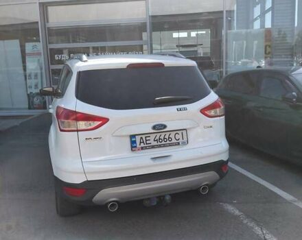 Белый Форд Куга, объемом двигателя 2 л и пробегом 208 тыс. км за 15000 $, фото 1 на Automoto.ua