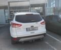 Белый Форд Куга, объемом двигателя 2 л и пробегом 208 тыс. км за 15000 $, фото 1 на Automoto.ua