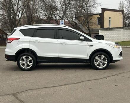 Белый Форд Куга, объемом двигателя 2 л и пробегом 177 тыс. км за 13500 $, фото 4 на Automoto.ua