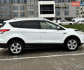 Белый Форд Куга, объемом двигателя 2 л и пробегом 210 тыс. км за 12650 $, фото 21 на Automoto.ua