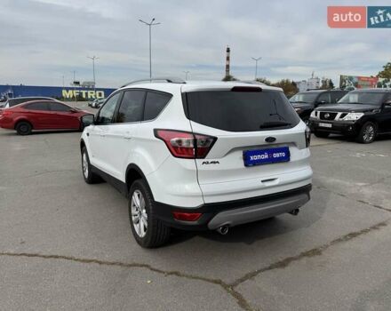 Белый Форд Куга, объемом двигателя 2 л и пробегом 98 тыс. км за 17900 $, фото 6 на Automoto.ua