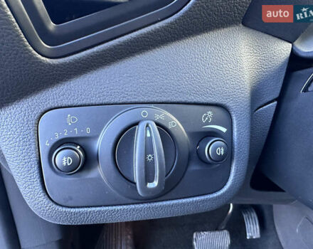 Белый Форд Куга, объемом двигателя 2 л и пробегом 155 тыс. км за 15700 $, фото 35 на Automoto.ua