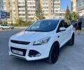 Белый Форд Куга, объемом двигателя 2 л и пробегом 197 тыс. км за 16300 $, фото 1 на Automoto.ua