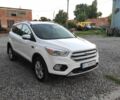 Белый Форд Куга, объемом двигателя 2 л и пробегом 375 тыс. км за 11500 $, фото 1 на Automoto.ua