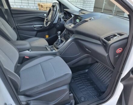 Белый Форд Куга, объемом двигателя 1.5 л и пробегом 119 тыс. км за 12500 $, фото 12 на Automoto.ua