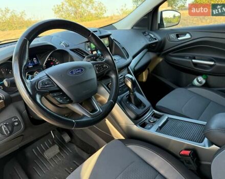 Білий Форд Куга, об'ємом двигуна 2 л та пробігом 98 тис. км за 18500 $, фото 11 на Automoto.ua