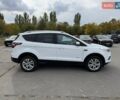 Белый Форд Куга, объемом двигателя 2 л и пробегом 98 тыс. км за 17900 $, фото 3 на Automoto.ua