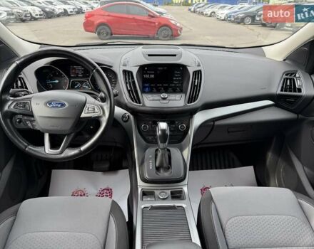 Белый Форд Куга, объемом двигателя 2 л и пробегом 98 тыс. км за 17900 $, фото 16 на Automoto.ua