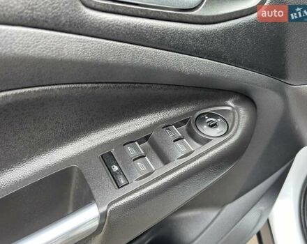 Белый Форд Куга, объемом двигателя 1.5 л и пробегом 205 тыс. км за 12700 $, фото 24 на Automoto.ua