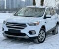 Белый Форд Куга, объемом двигателя 2 л и пробегом 135 тыс. км за 16500 $, фото 1 на Automoto.ua