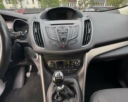 Білий Форд Куга, об'ємом двигуна 2 л та пробігом 86 тис. км за 16500 $, фото 22 на Automoto.ua