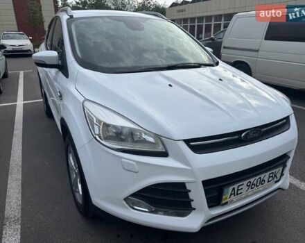 Білий Форд Куга, об'ємом двигуна 2 л та пробігом 86 тис. км за 16500 $, фото 6 на Automoto.ua