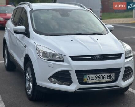 Білий Форд Куга, об'ємом двигуна 2 л та пробігом 86 тис. км за 16500 $, фото 5 на Automoto.ua