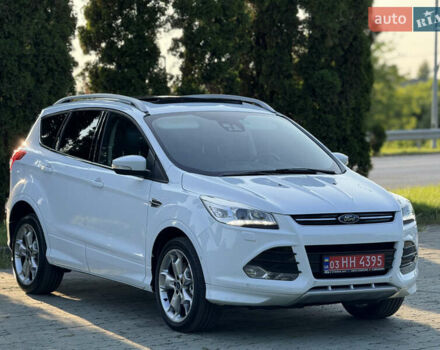 Белый Форд Куга, объемом двигателя 2 л и пробегом 209 тыс. км за 16300 $, фото 2 на Automoto.ua