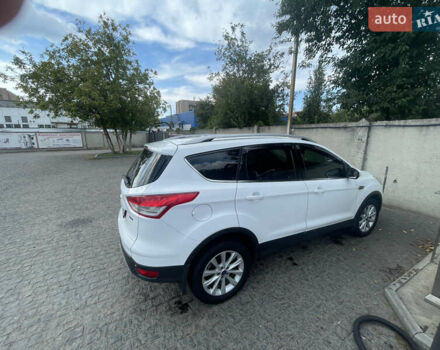 Белый Форд Куга, объемом двигателя 2 л и пробегом 102 тыс. км за 17800 $, фото 1 на Automoto.ua