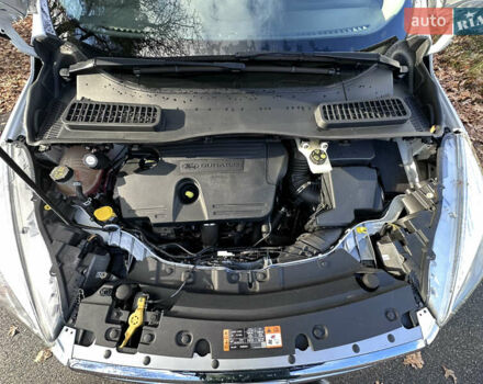 Белый Форд Куга, объемом двигателя 2 л и пробегом 155 тыс. км за 15700 $, фото 70 на Automoto.ua