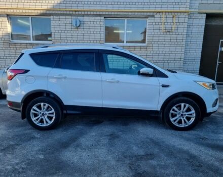 Белый Форд Куга, объемом двигателя 1.5 л и пробегом 119 тыс. км за 12500 $, фото 13 на Automoto.ua