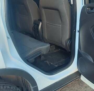 Форд Куга 2016 в Кривом Роге на Automoto.ua Белый Форд Куга, объемом двигателя 2 л и пробегом 190 тыс. км за 13800 $, фото 11 на Automoto.ua