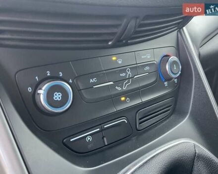 Белый Форд Куга, объемом двигателя 1.5 л и пробегом 205 тыс. км за 12700 $, фото 17 на Automoto.ua