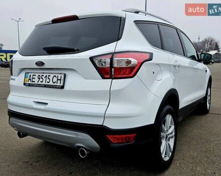 Белый Форд Куга, объемом двигателя 2 л и пробегом 98 тыс. км за 15900 $, фото 10 на Automoto.ua