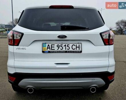 Белый Форд Куга, объемом двигателя 2 л и пробегом 98 тыс. км за 15900 $, фото 9 на Automoto.ua
