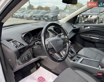 Белый Форд Куга, объемом двигателя 2 л и пробегом 98 тыс. км за 17900 $, фото 11 на Automoto.ua