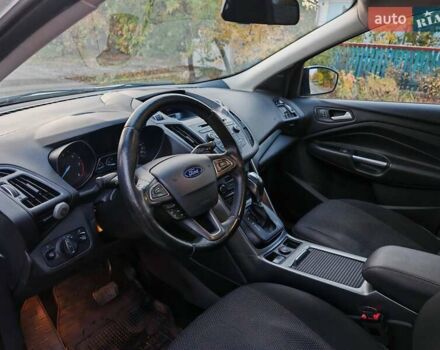 Белый Форд Куга, объемом двигателя 2 л и пробегом 181 тыс. км за 15700 $, фото 9 на Automoto.ua