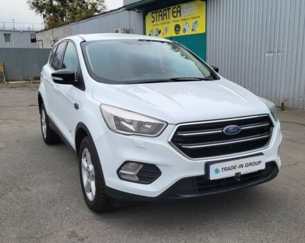 Форд Куга 2017 в Киеве на Automoto.ua Белый Форд Куга, объемом двигателя 2 л и пробегом 201 тыс. км за 15500 $, фото 7 на Automoto.ua