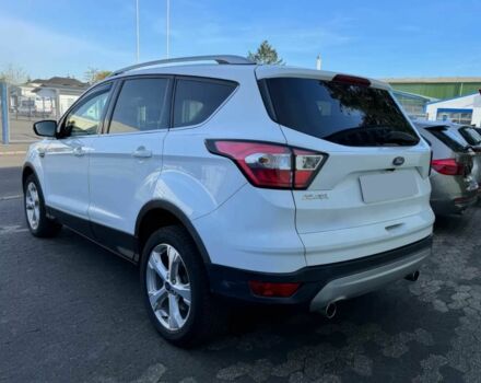 Белый Форд Куга, объемом двигателя 2 л и пробегом 58 тыс. км за 9100 $, фото 5 на Automoto.ua