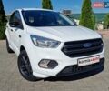 Белый Форд Куга, объемом двигателя 2 л и пробегом 193 тыс. км за 15299 $, фото 1 на Automoto.ua